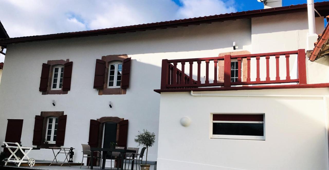 Chalbonia Bed & Breakfast Louhossoa Dış mekan fotoğraf